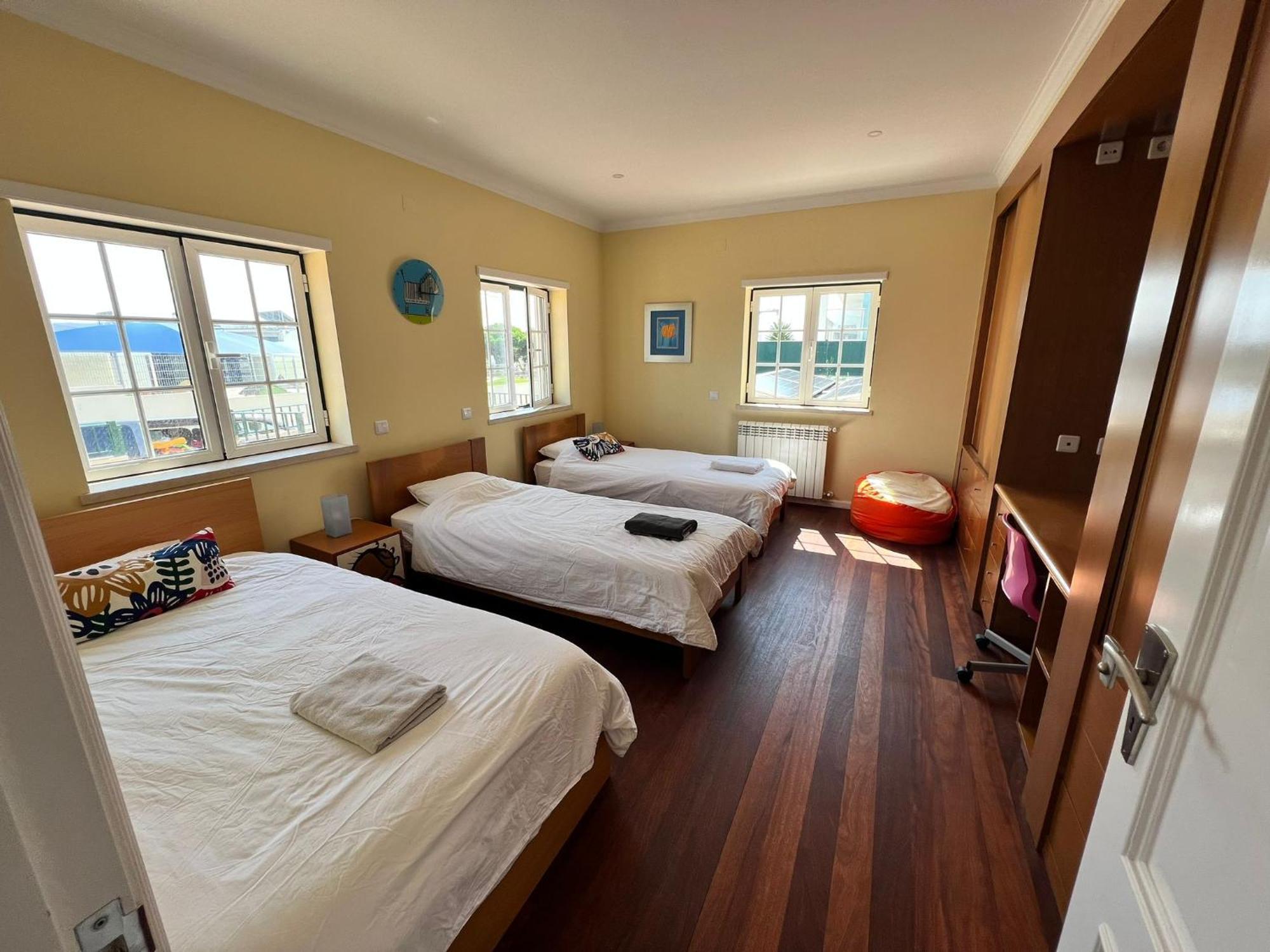 B&B With Heated Pool Sao Martinho do Porto Exterior photo